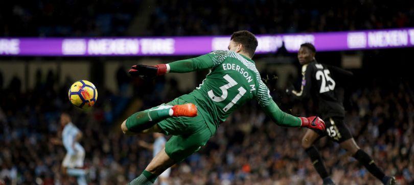 瓜迪奥拉:曼城下一个点球 门将埃德森来罚 他的脚法全队最好_腾讯新闻