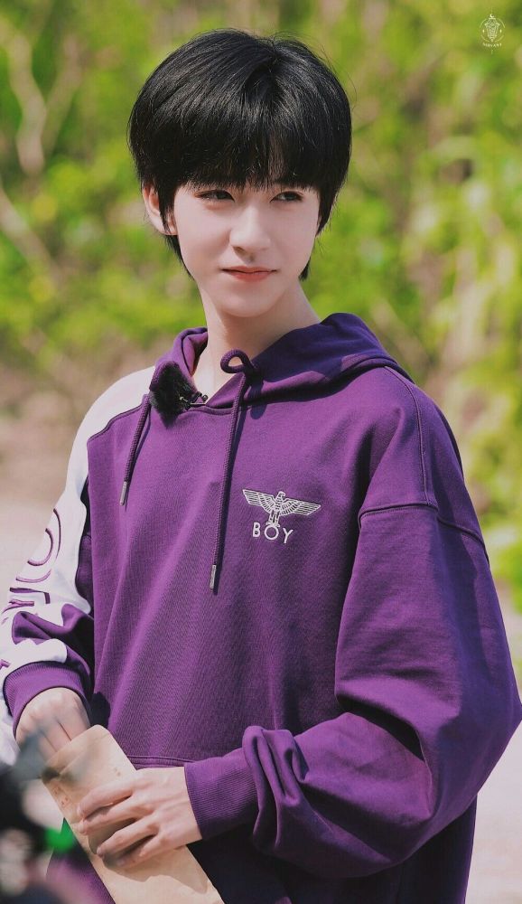 贺峻霖从来都不是陪跑深海永远在他身后