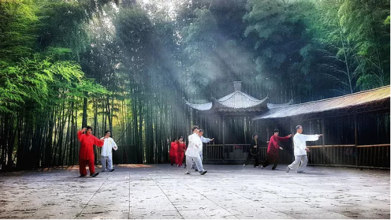 高血压患者|高血压患者害怕的两个“致命时刻”，你忽视了吗？