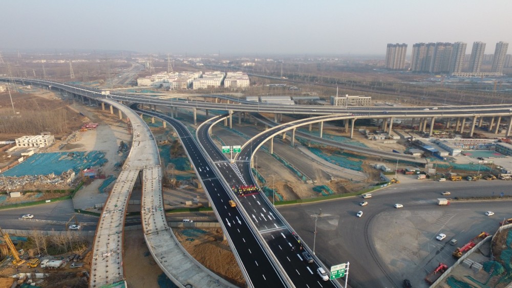 出行更方便郑州西三环北延与大河路互通立交新开通3条匝道