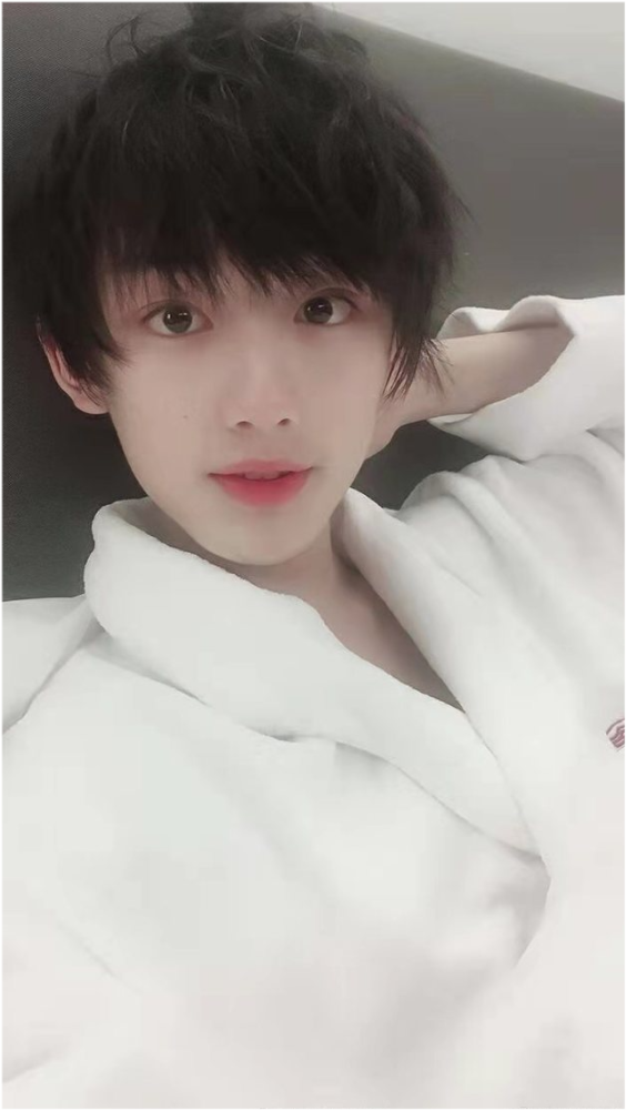 丁程鑫人类幼崽时期的丁程鑫