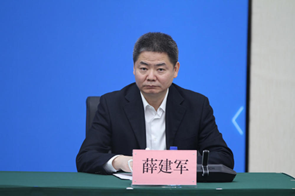 国家气象中心副主任薛建军(图片来源:中国气象局)