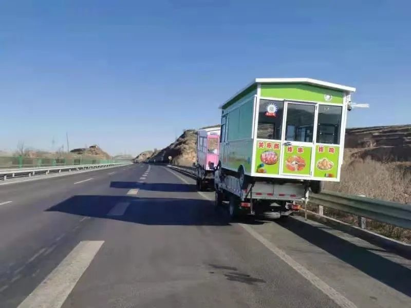 "小车拉大车" 万万"驶"不得丨共筑平安中国年