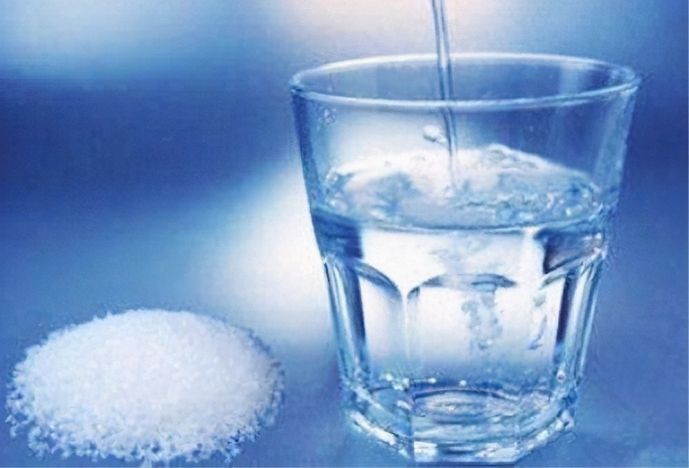 能量|如果把一斤盐放进一斤水，最终的结果一定是两斤么？