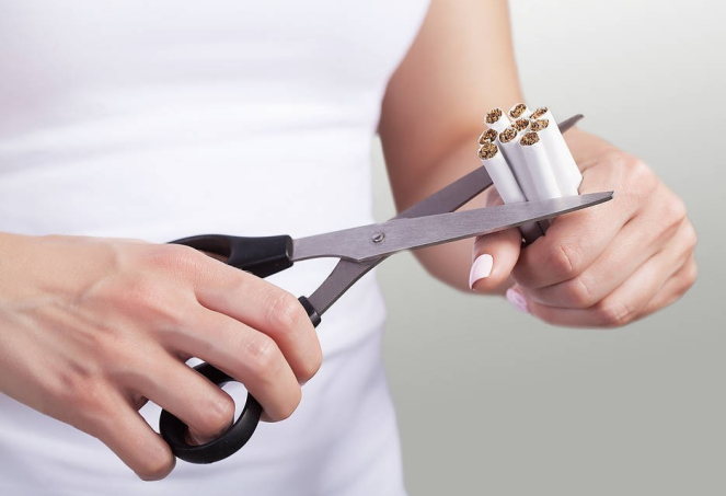 心肌梗塞|34岁男子牙疼就医，竟突发心梗，医生：警惕心梗来临前的3个征兆