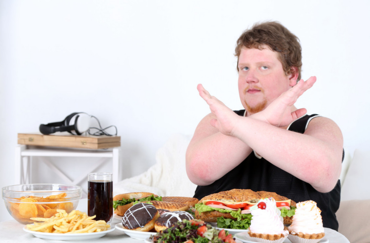 心肌梗塞|34岁男子牙疼就医，竟突发心梗，医生：警惕心梗来临前的3个征兆