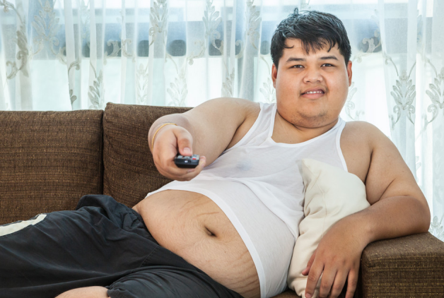 心肌梗塞|34岁男子牙疼就医，竟突发心梗，医生：警惕心梗来临前的3个征兆