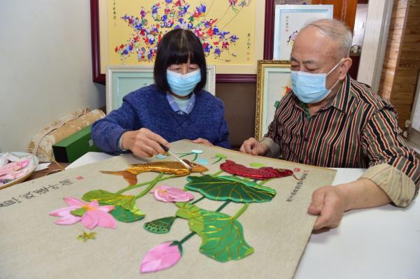 河北石家莊:非遺布貼畫製作迎新春