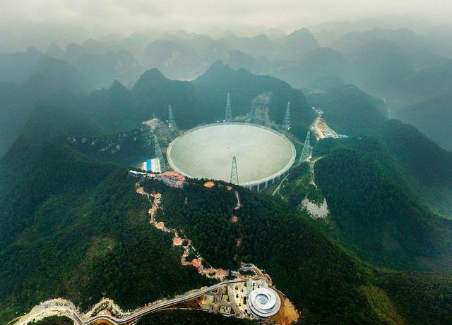 天眼|曾是全球闻名的“天眼”，花2.6亿修建，如今却杂草丛生无人问津