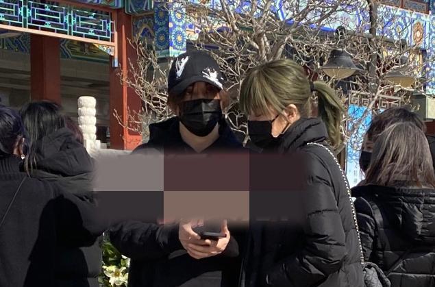 赵英俊最后时光未婚妻抱着遗体不放母亲不做道别让他减轻痛苦