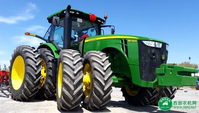约翰迪尔8r3204拖拉机产品介绍