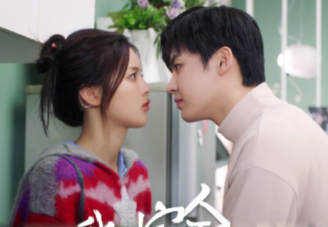 平行时空侯明昊杨超越花絮比正片甜聊到求婚话题互动自然