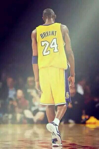 大女儿签约模特公司老大应该很开心吧