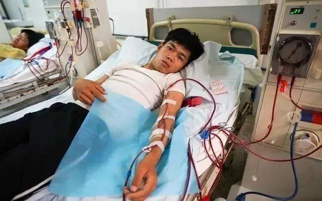 急性肾衰竭|25岁男子，急性肾衰竭入院，两件事是“罪魁祸首”