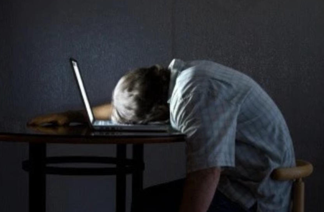 急性肾衰竭|25岁男子，急性肾衰竭入院，两件事是“罪魁祸首”