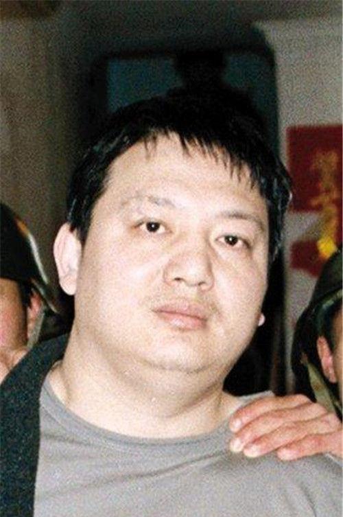 2005年3月5日,刘招华在福建省福安市的一间民房内被警方逮捕,警方在他