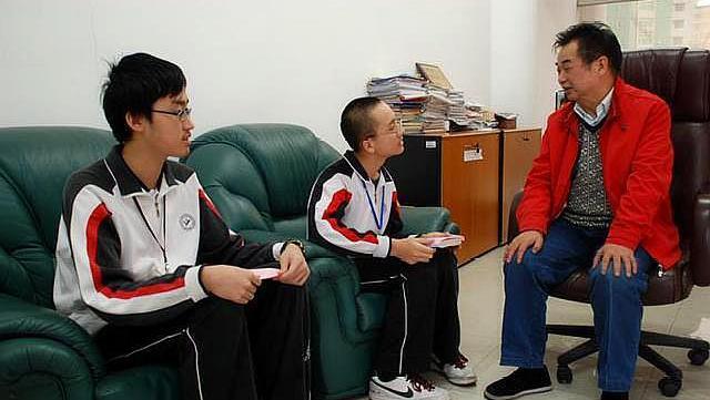 曹原|25岁的曹原博士用3年发表5篇Nature论文，有希望获得诺贝尔奖