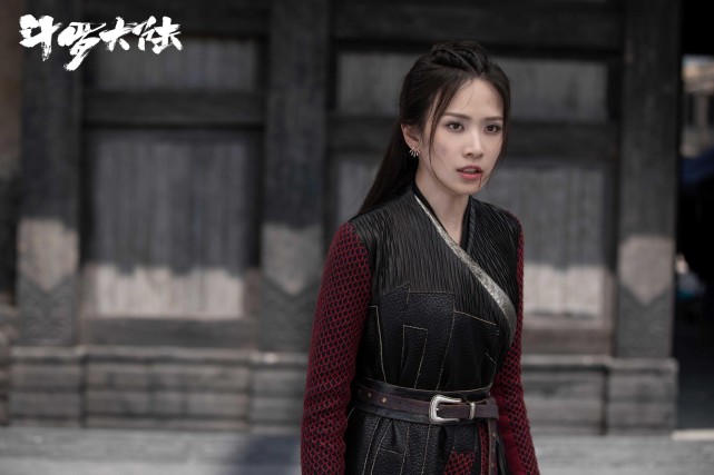 电视剧《斗罗大陆》开播 刘美彤清醒金句频出_腾讯新闻