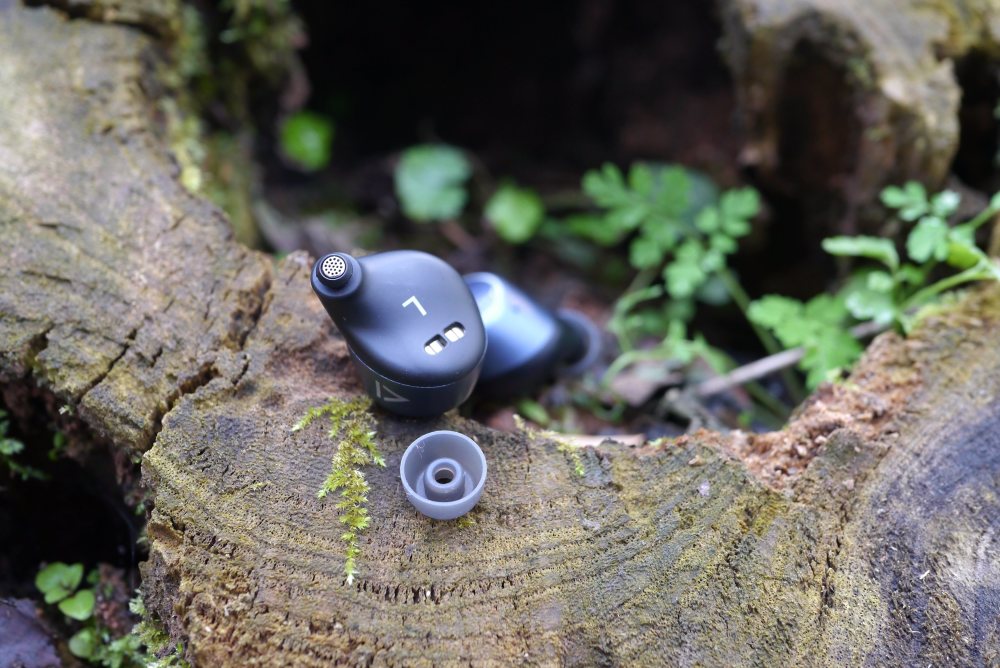 进阶进阶再进阶,创新outlier air v2真无线耳机体验_腾讯新闻