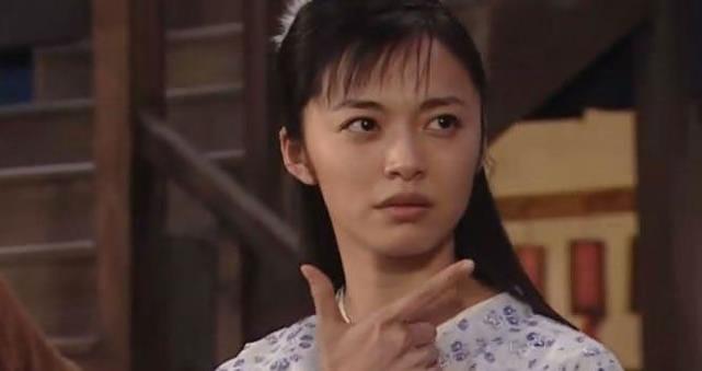 姚晨被全网抵制本是知名演员的她为何会被网友称为恶之花