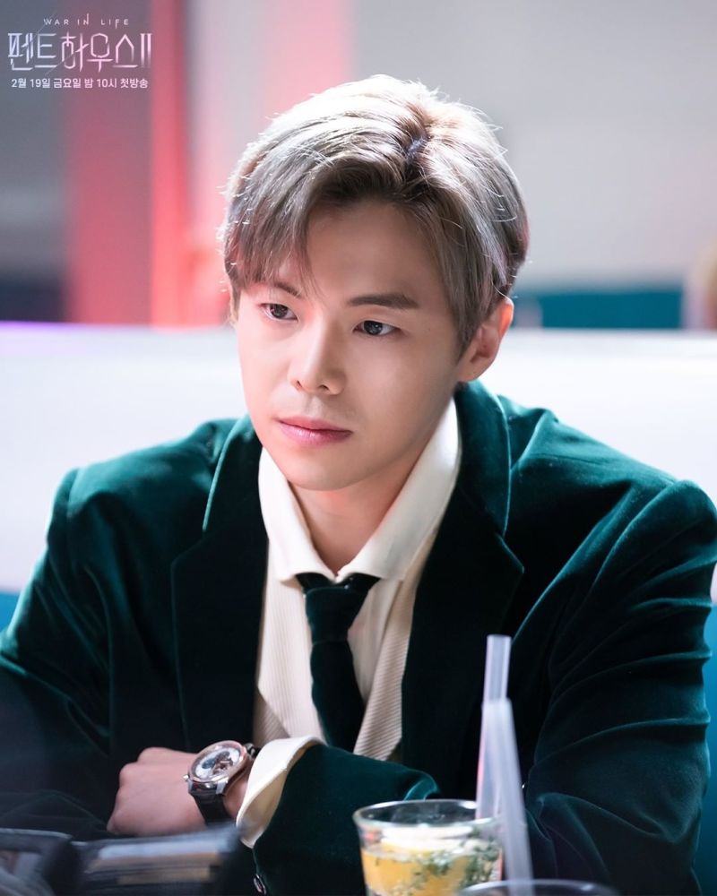 朴殷硕在顶楼第二部中回归准备为妹妹复仇