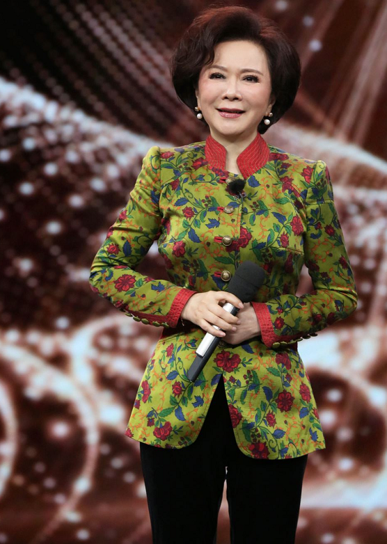 蔡明无缘今年春晚节目被众流量明星取代这还有啥意思