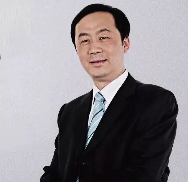 胡晓飞教授带你练导引养生功整套功法质朴端庄,动静相兼,舒展柔和