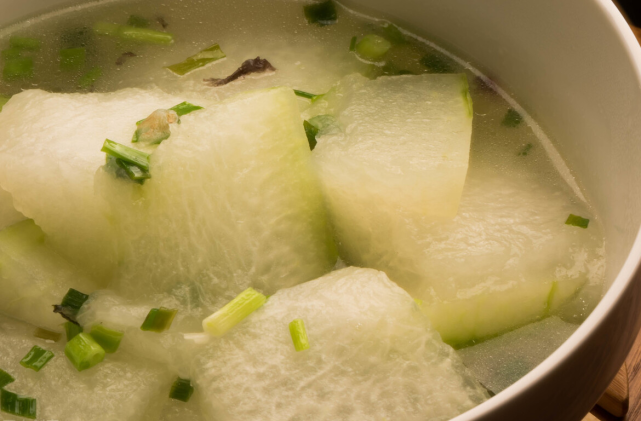 第一道"不吉利菜":炖冬瓜豆腐