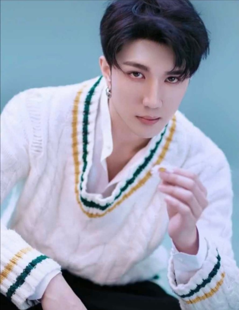 00后韩美娟参加创4颜值接近偶像剧男主之前扮丑另有隐情
