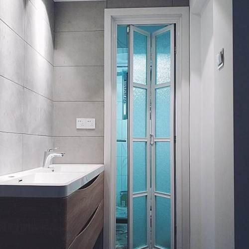 卫生间的门到底怎样选择?简单的款式效果不简单,现在流行这么装