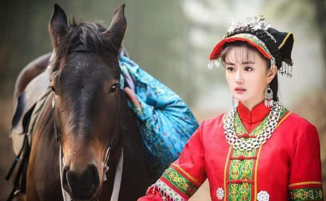 最美压寨夫人土匪丈夫横霸乡里压寨夫人却救济了贫苦村民