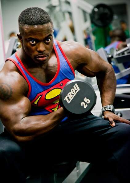 "黑豹"特伦斯,古典健美造型之王,小个子却有1.8米的既视感