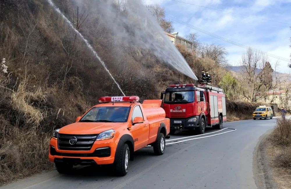 此次行動,共出動消防車12臺次,小型消防供水車50餘臺次,指揮車8臺次