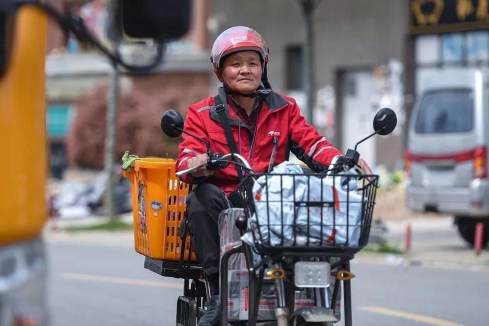 奉劝各位打工人2021年基于3点原因别轻易就辞职