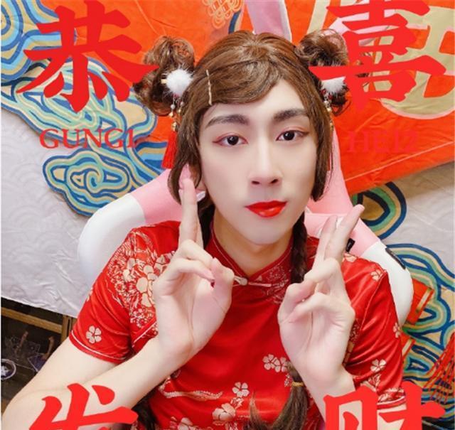 这才是兰林汉的真面目从斗鱼猴妹到猴哥只需一档新春节目