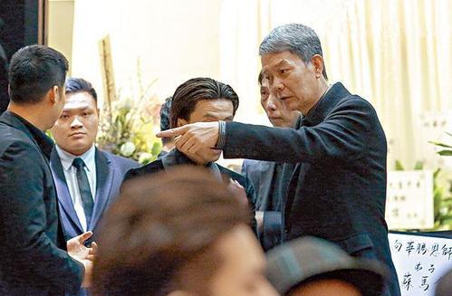 香港两大帮派曾无比风光为何在1997年以后消失了现在情况如何