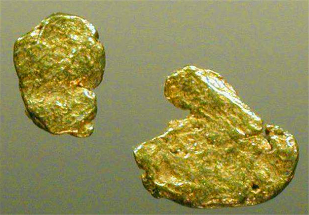 拾荒老人捡到7斤金疙瘩熔化后卖了1200元专家痛惜3亿没了