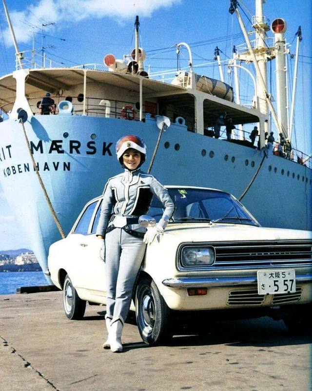 据说尤里安奴后来成为了赛文奥特曼的老婆,是赛罗奥特曼的母亲.