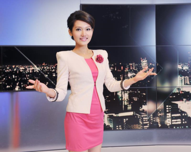 我们南京电视台走出去的主持人,要登上央视春晚啦!