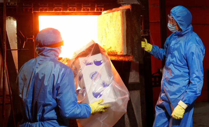 当海洋中的口罩比水母还多人类该如何面对这场酝酿中的垃圾危机