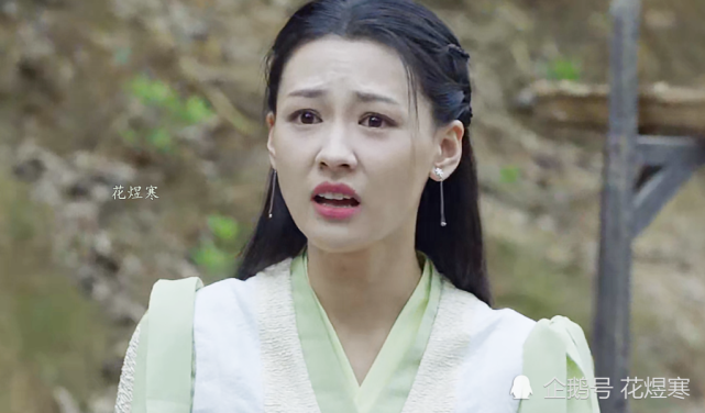 傲娇小公主宁荣荣(丁笑滢 饰),七宝琉璃宗最出色的天才.