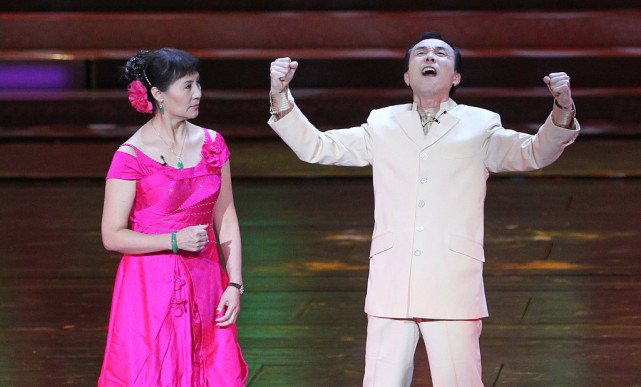 日送央视一辆桑塔纳换一辆奥迪太烦春晚这里让你一夜暴富