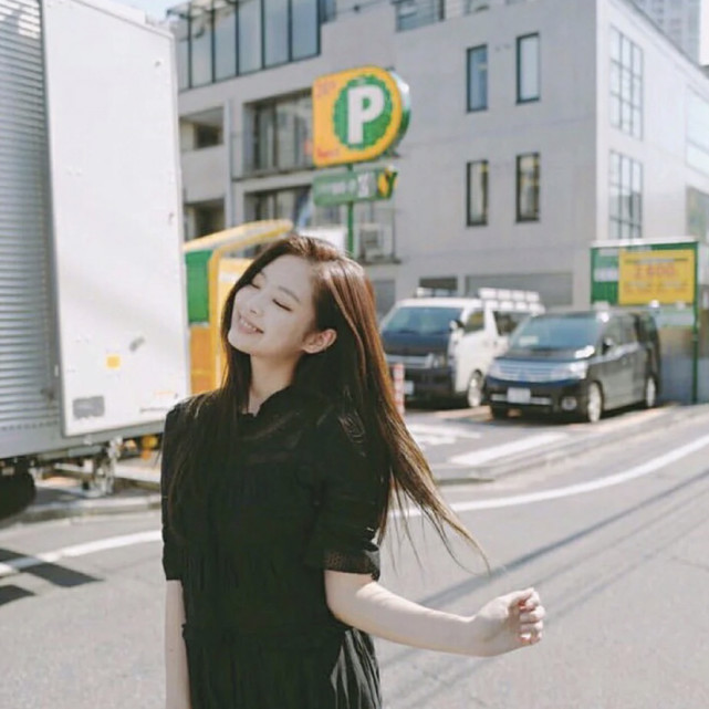 jennie绝美头像这就是奶奶所说的仙女吧