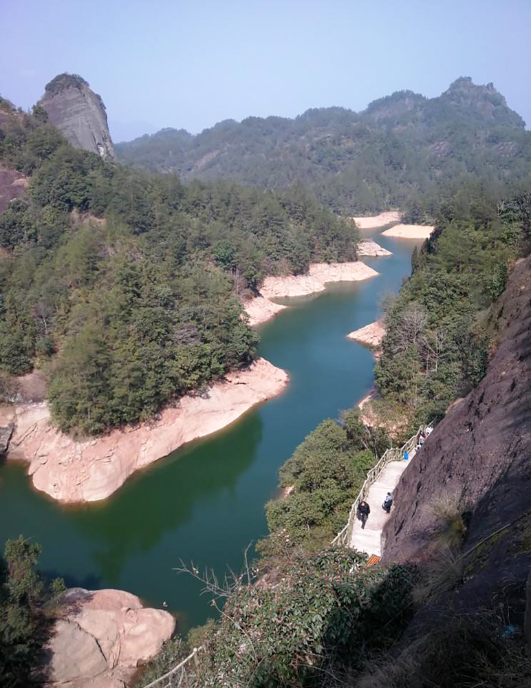 探訪江西銅鼓天柱峰一柱擎天山環水繞譽為修河第一峰