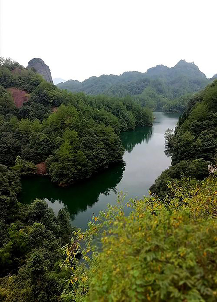 探訪江西銅鼓天柱峰一柱擎天山環水繞譽為修河第一峰