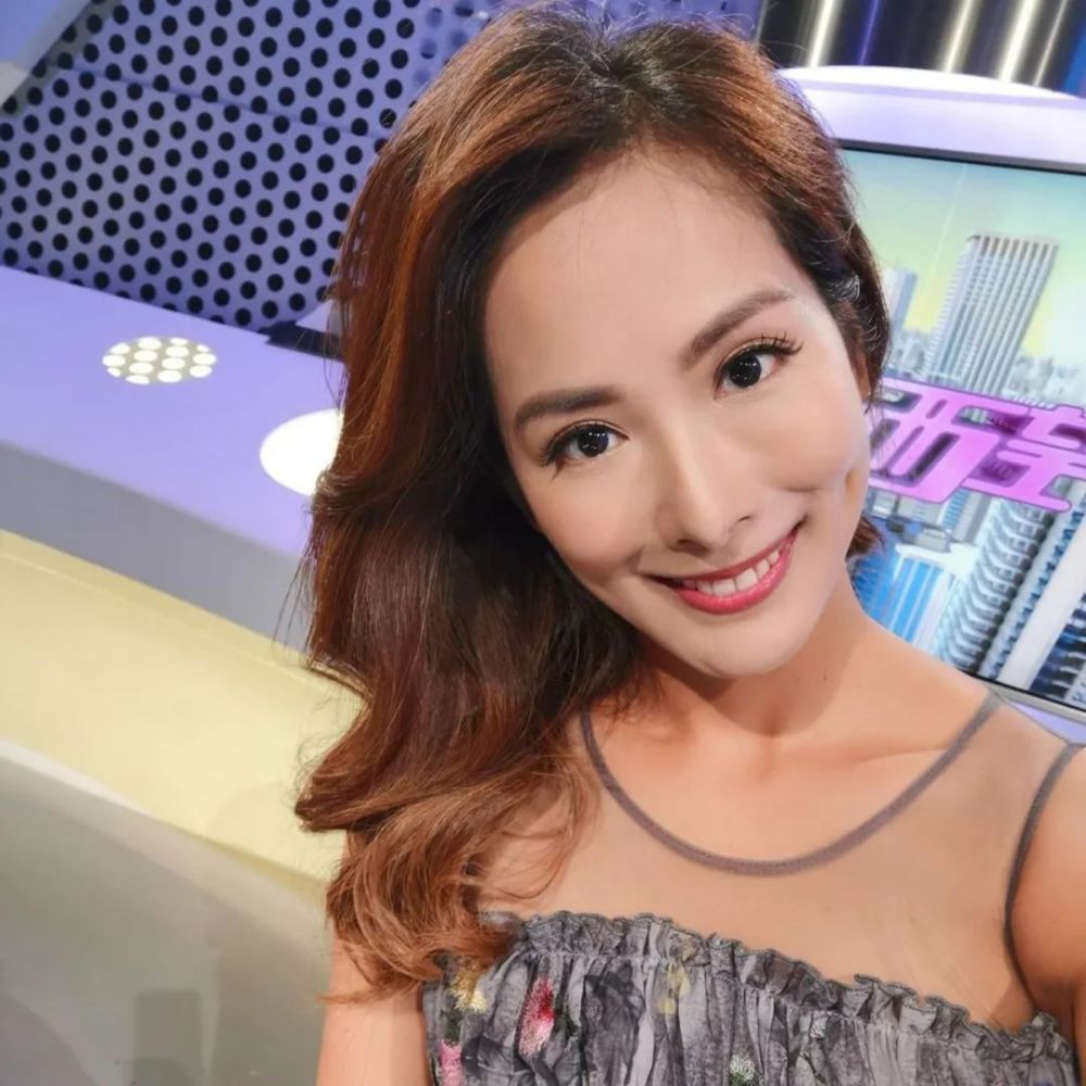 吴幸美带有喜剧感,不耻下问,敢于以身尝试的主持方式,受到不少观众的