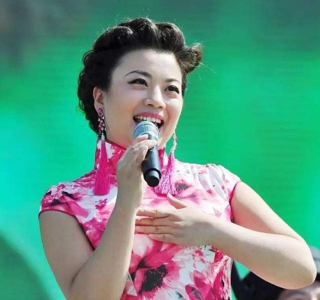 民歌皇后张也:25次上春晚后巅峰隐退,今公开消失真相,令人痛哭