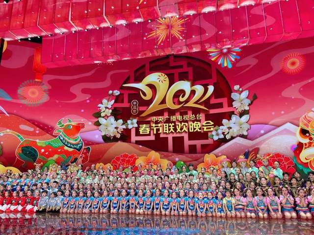 两名苏州小学生登上央视2021牛年春晚少儿歌舞节目《听我说》