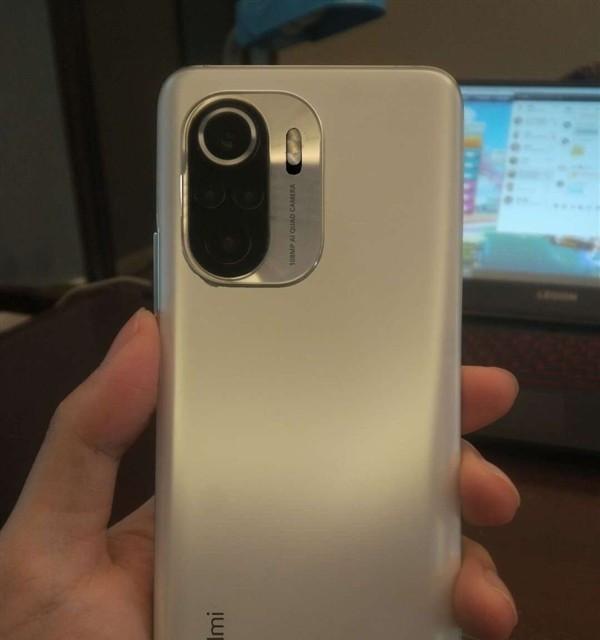 红米k40真机首现卢伟冰如此点评王一博亲自助阵