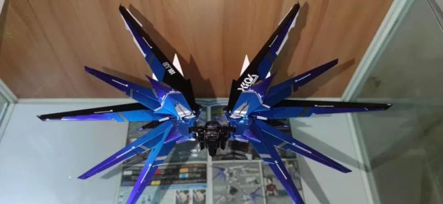 欣赏翅膀才是本体自由仿mb涂装